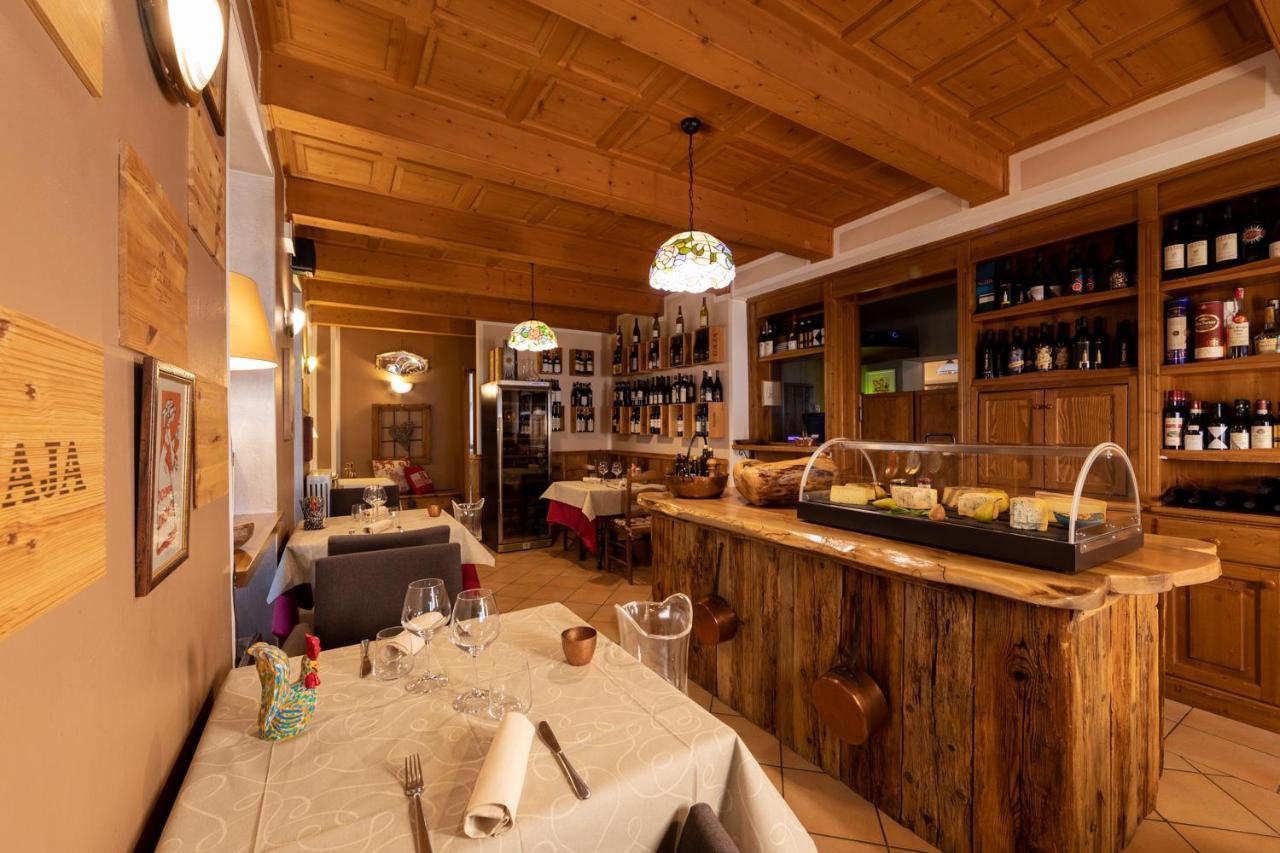 Mont Velan Chambres & Restaurant Saint-Oyen Kültér fotó