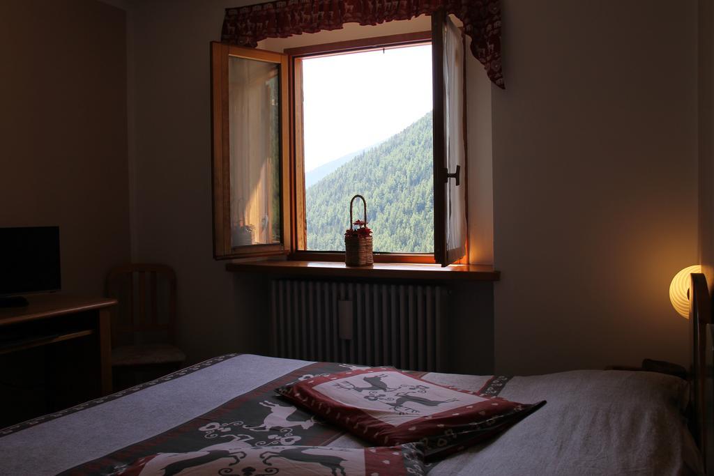 Mont Velan Chambres & Restaurant Saint-Oyen Kültér fotó