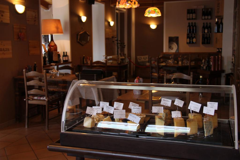 Mont Velan Chambres & Restaurant Saint-Oyen Kültér fotó