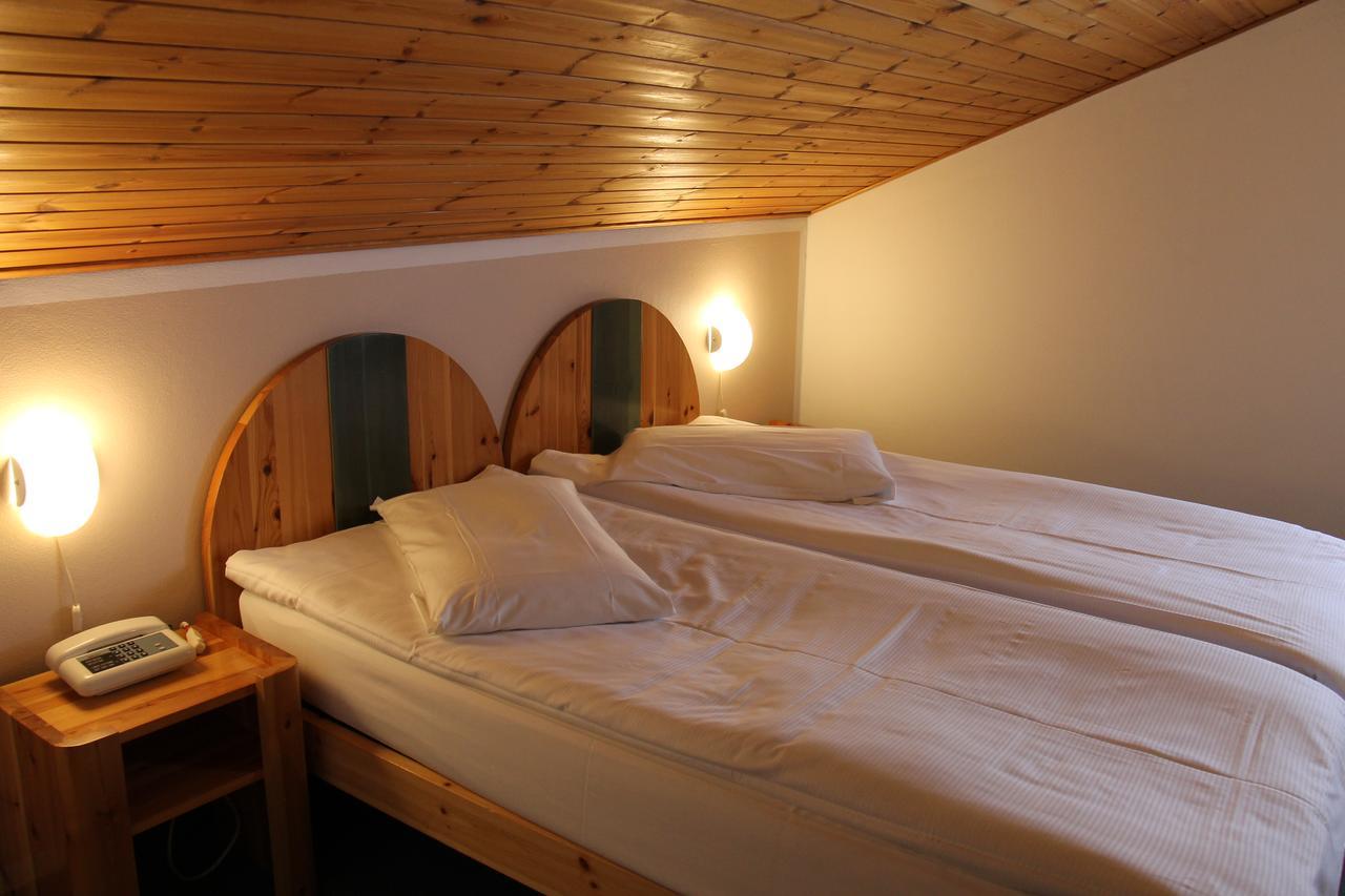 Mont Velan Chambres & Restaurant Saint-Oyen Kültér fotó