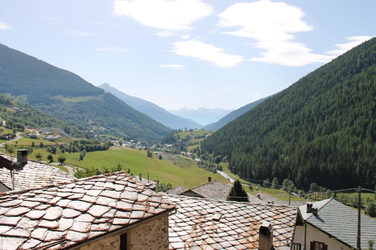 Mont Velan Chambres & Restaurant Saint-Oyen Kültér fotó